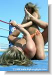 32katavszsofitoplesscatfight0856